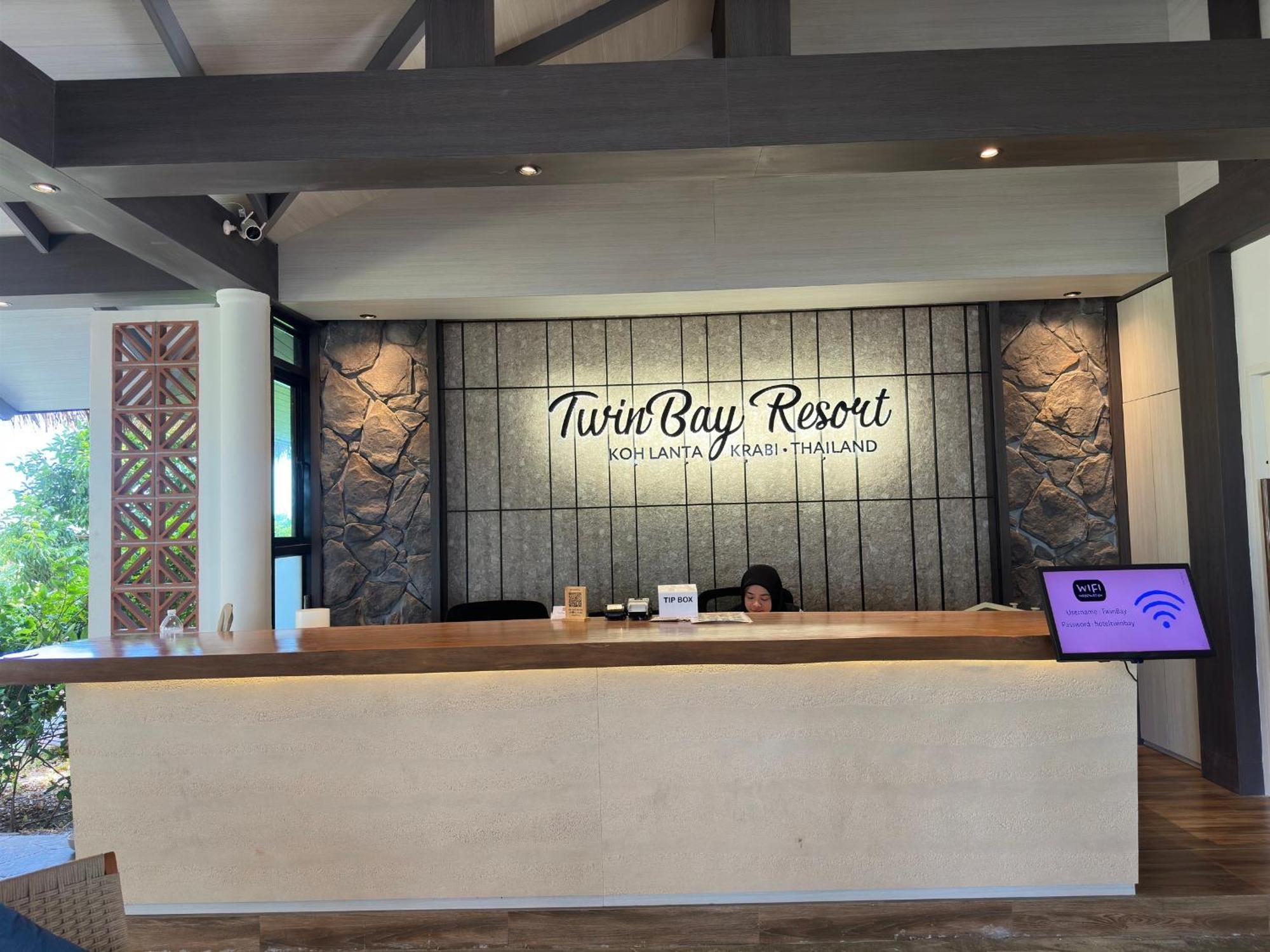 Twin Bay Resort Ко-Ланта Экстерьер фото